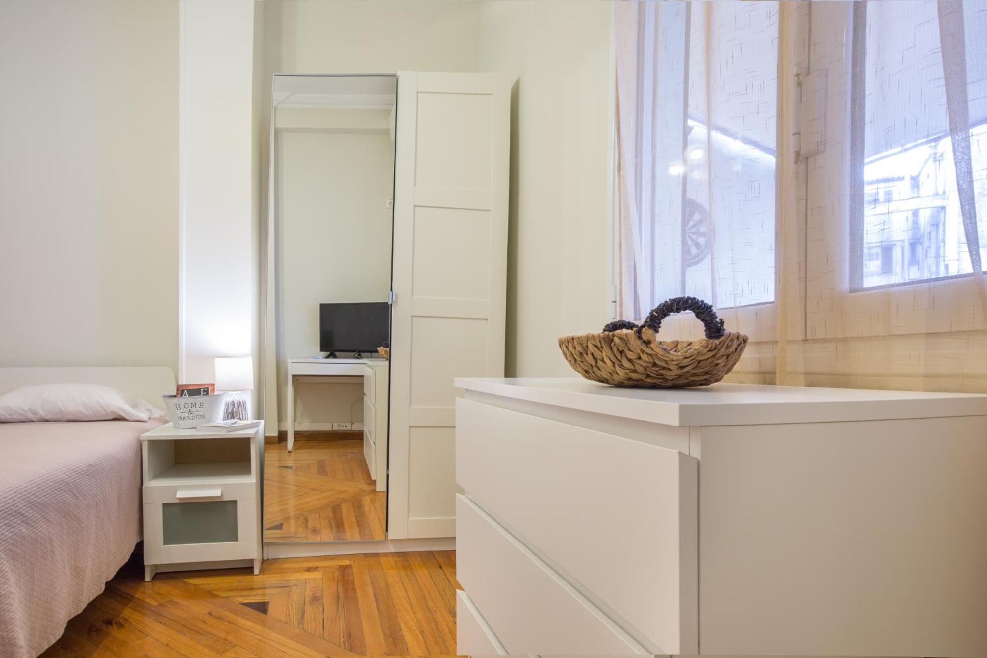 Downtown Quiet Apartment On A Pedestrian Street Αθήνα Εξωτερικό φωτογραφία